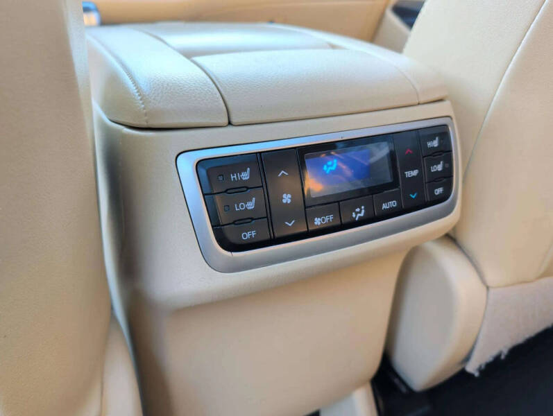 2018 Toyota Highlander Limited Platinum