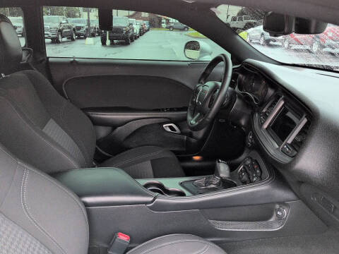 2023 Dodge Challenger SXT