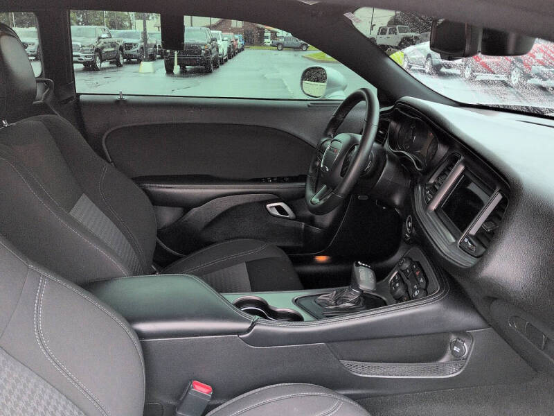 2023 Dodge Challenger SXT