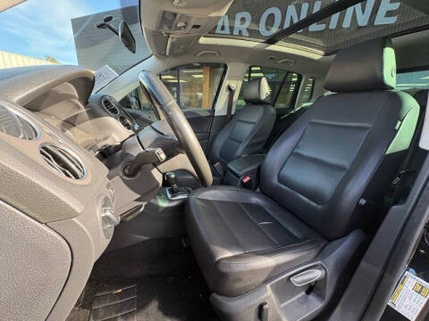 2011 Volkswagen Tiguan SEL