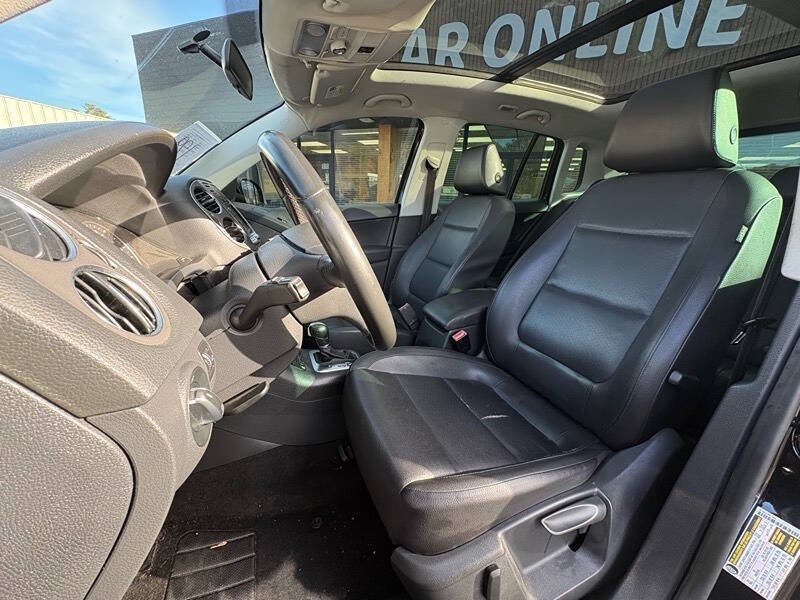 2011 Volkswagen Tiguan SEL