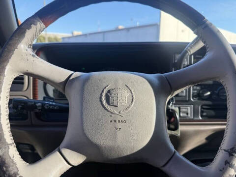 2000 Cadillac Escalade