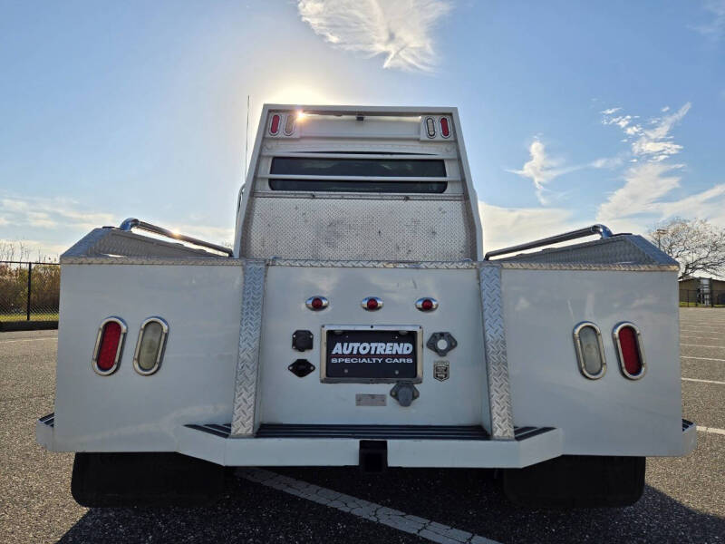 2005 Freightliner M2 106