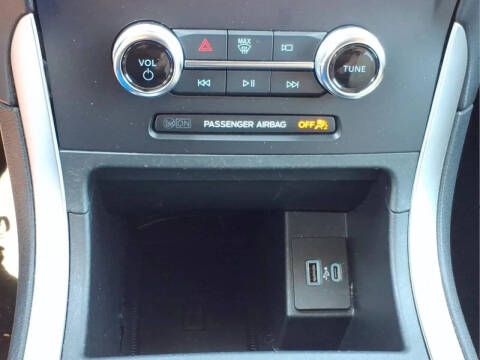 2024 Ford Edge