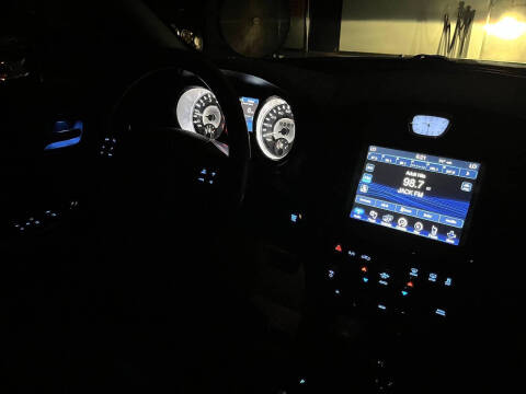 2014 Chrysler 300 C John Varvatos Limited Edition