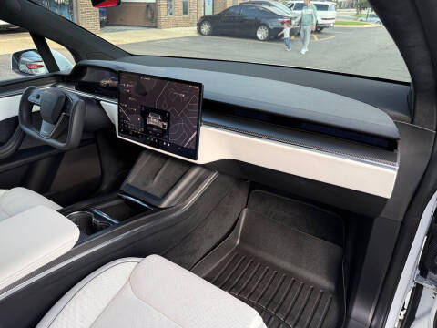 2022 Tesla Model X Plaid