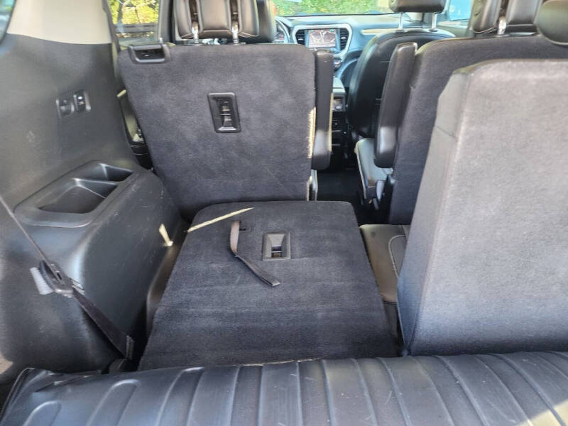 2017 GMC Acadia Denali