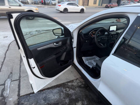 2020 Ford Escape SE