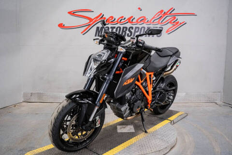 2015 KTM 1290 Super Duke R