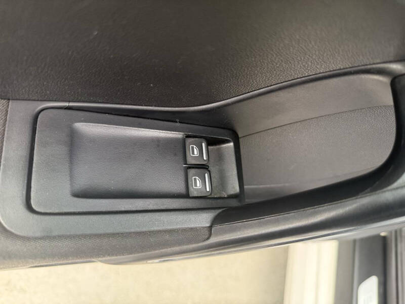 2012 Volkswagen Beetle