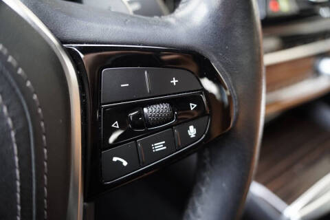 2021 BMW 5 Series 530i