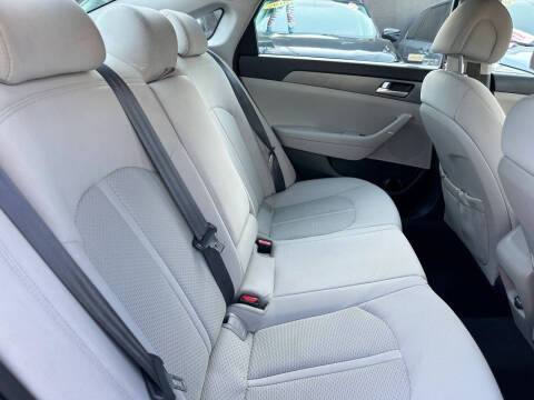 2015 Hyundai Sonata SE