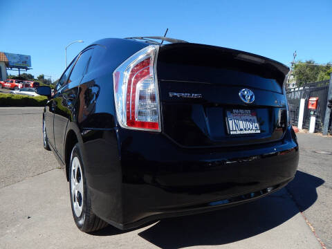 2015 Toyota Prius Two