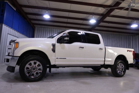 2019 Ford F-250 Super Duty for sale at SOUTHWEST AUTO CENTER INC in Houston TX