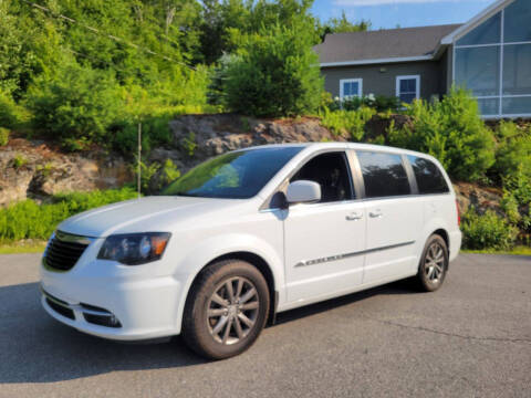 2016 Chrysler Town and Country