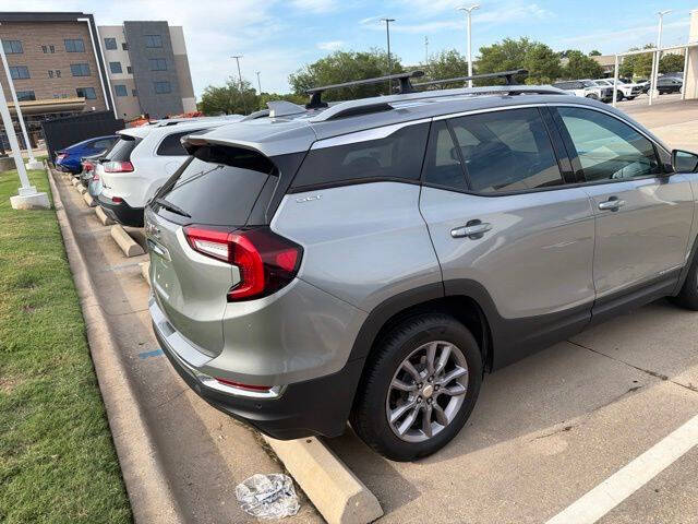 2023 GMC Terrain SLT
