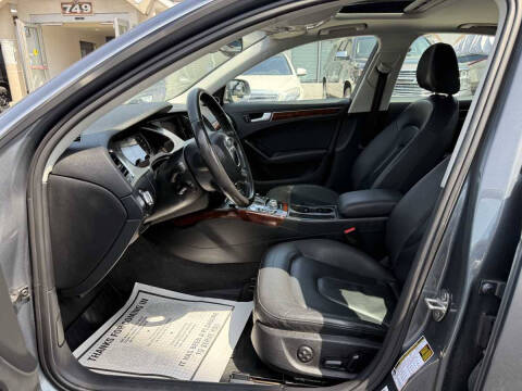 2012 Audi A4 2.0T quattro Prestige