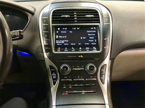 2019 Lincoln Nautilus Select