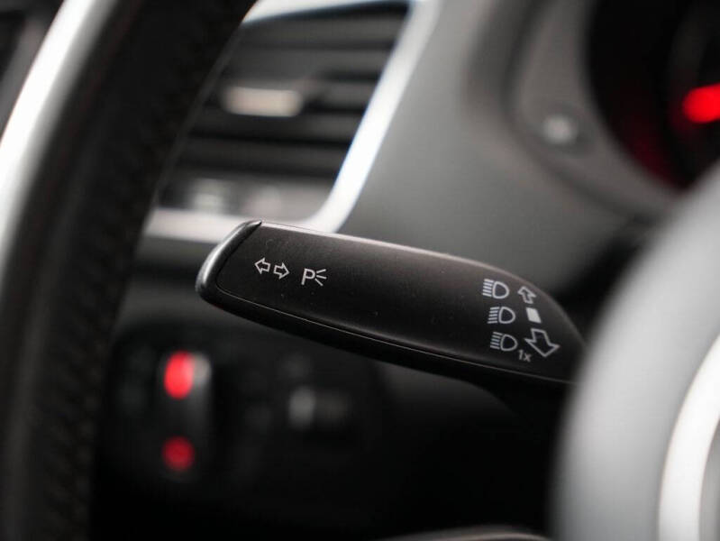 2016 Audi Q3 2.0T quattro Premium Plus