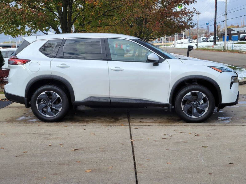 2025 Nissan Rogue SV