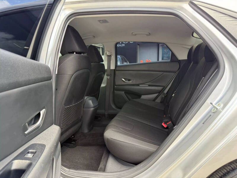 2022 Hyundai Elantra