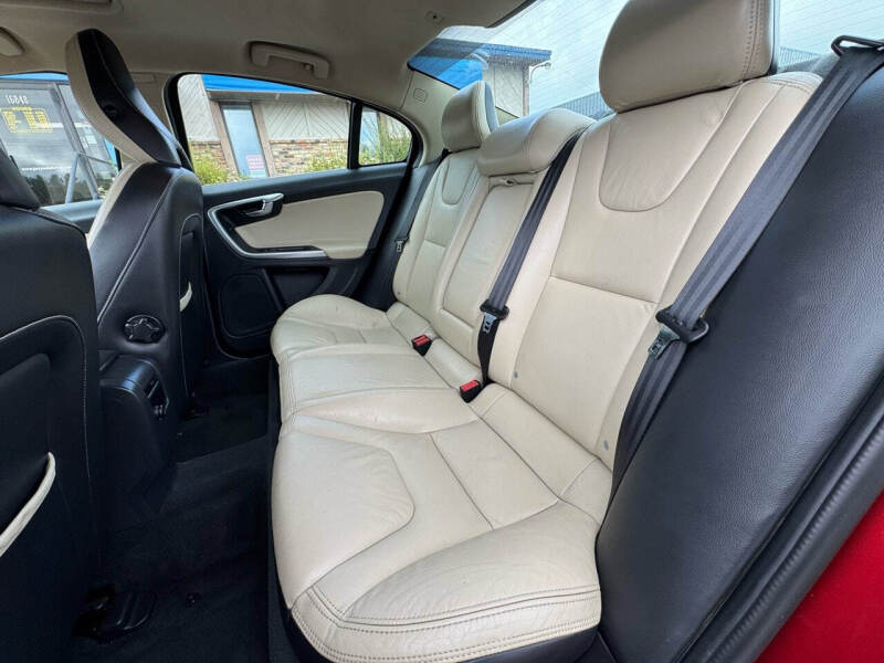 2013 Volvo S60 T5
