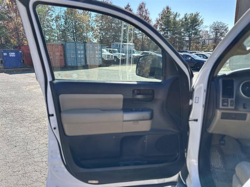 2010 Toyota Sequoia SR5