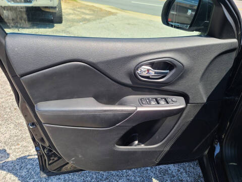 2019 Jeep Cherokee Altitude