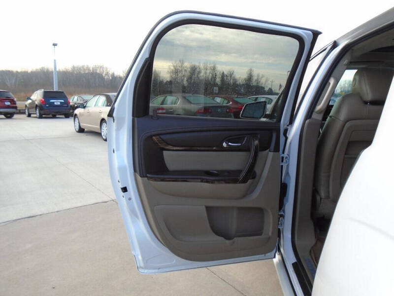 2016 GMC Acadia Denali