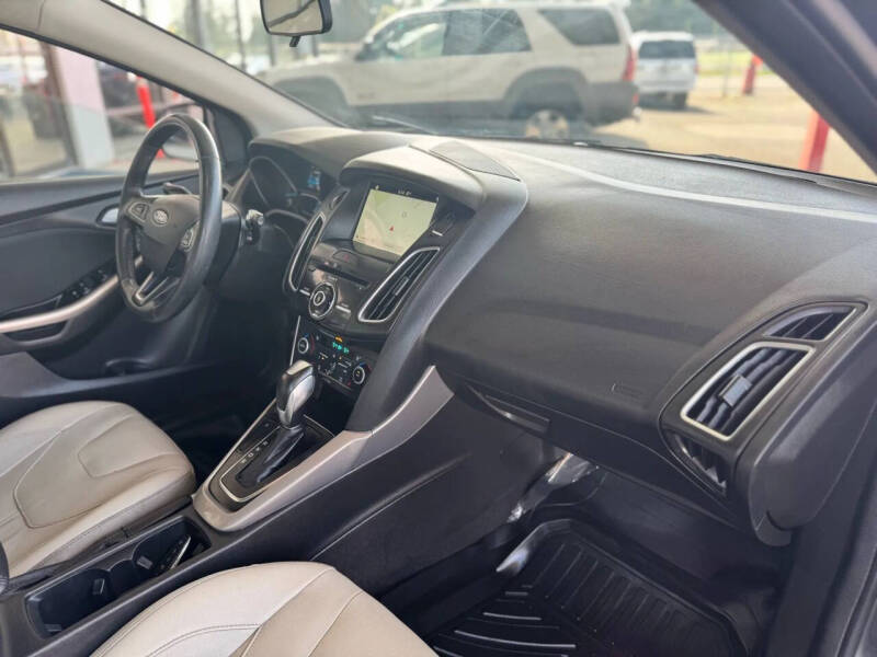 2018 Ford Focus Titanium