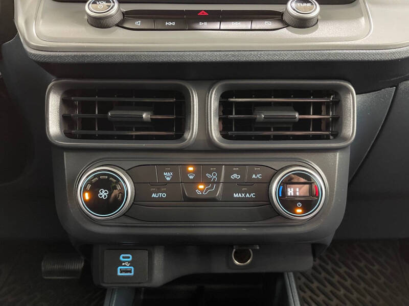 2022 Ford Maverick XL