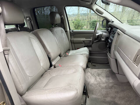 2004 Dodge Ram 1500 SLT