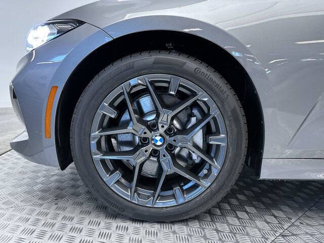 2025 BMW 3 Series 330i xDrive