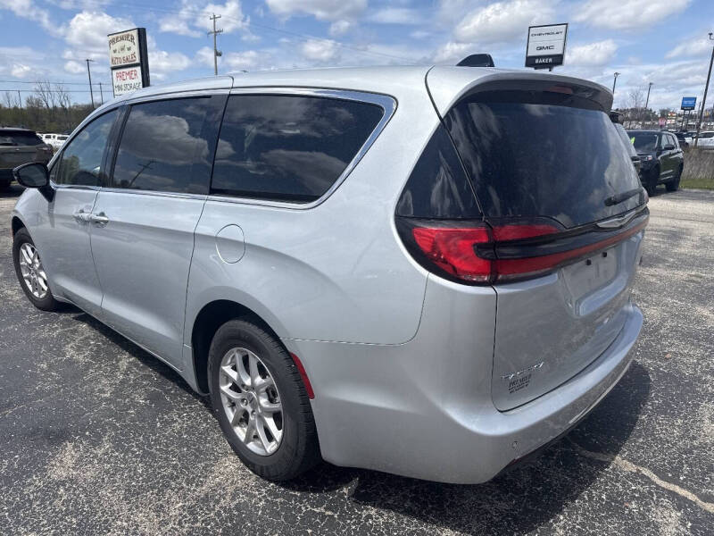 2024 Chrysler Pacifica Touring L