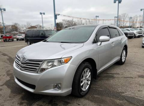 2011 Toyota Venza for sale at R&R Car Company in Mount Clemens MI