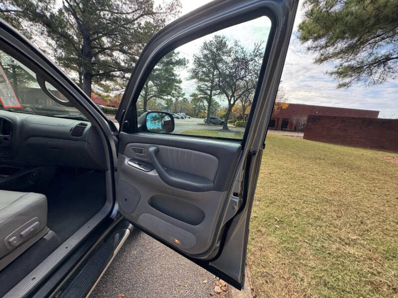 2004 Toyota Sequoia Limited