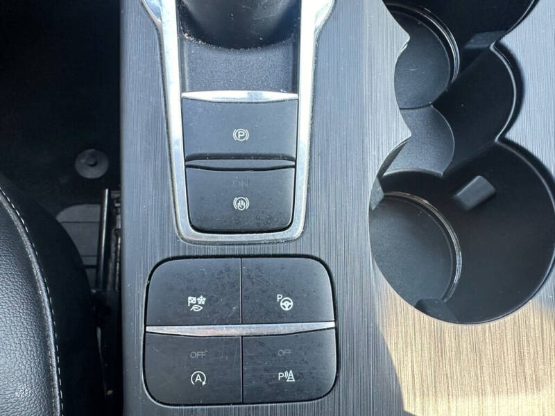 2021 Ford Escape Titanium