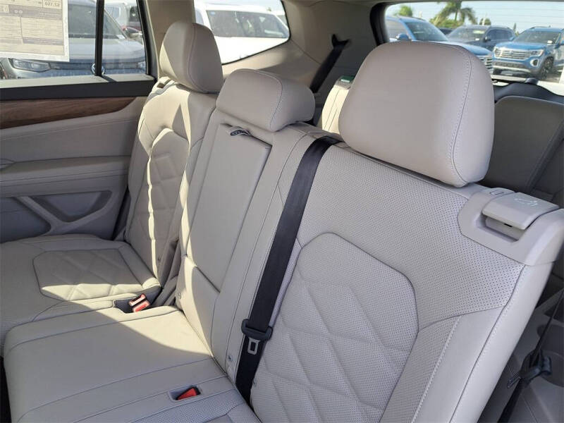 2026 Volkswagen Atlas SE