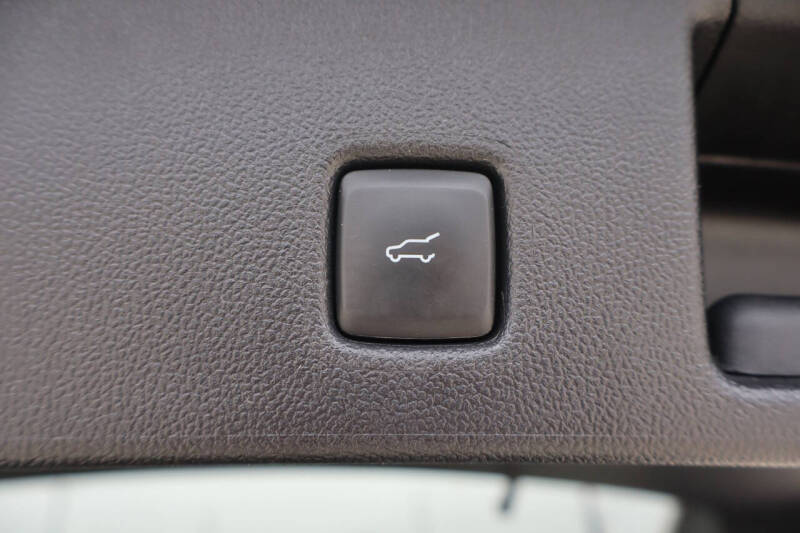 2025 Ford Escape Hybrid Platinum