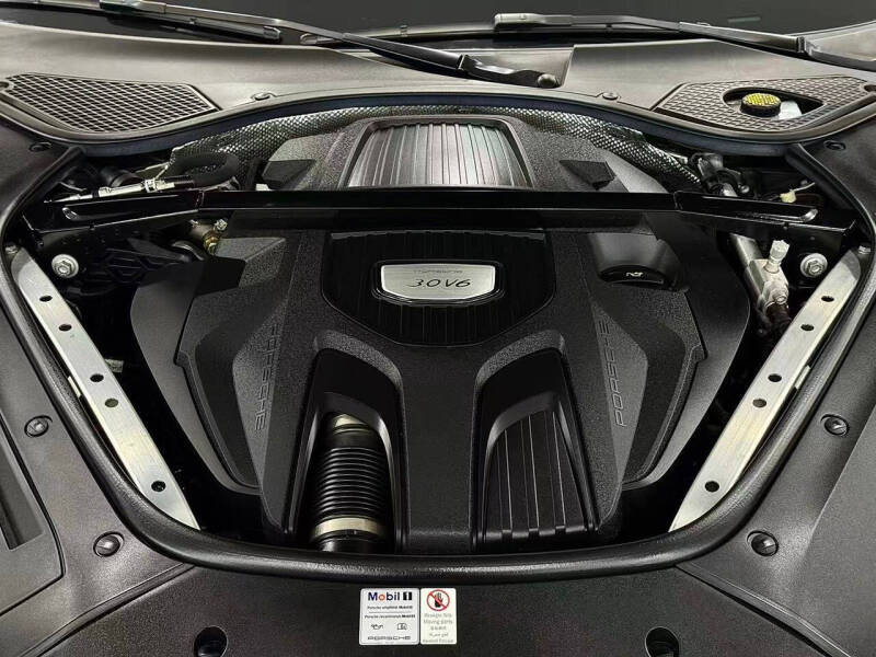 2018 Porsche Panamera