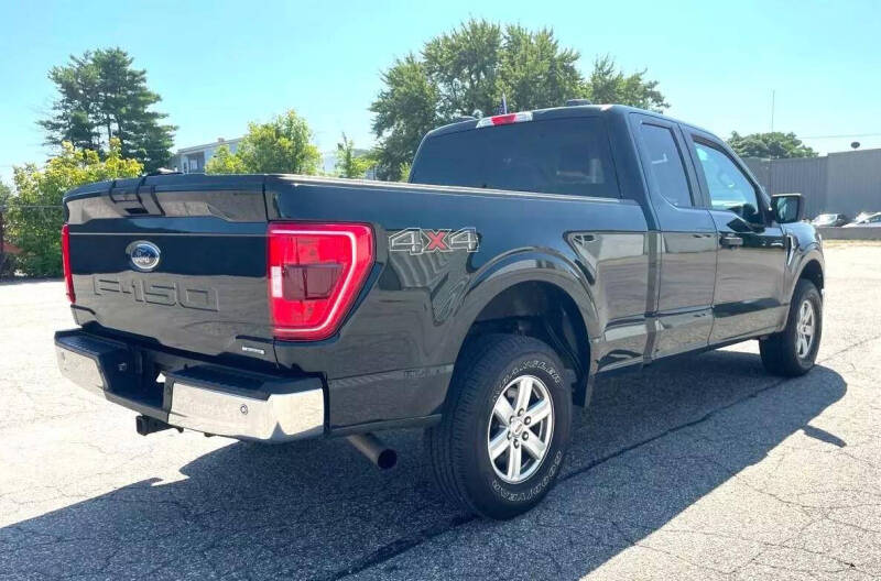 2021 Ford F-150 XLT photo 4