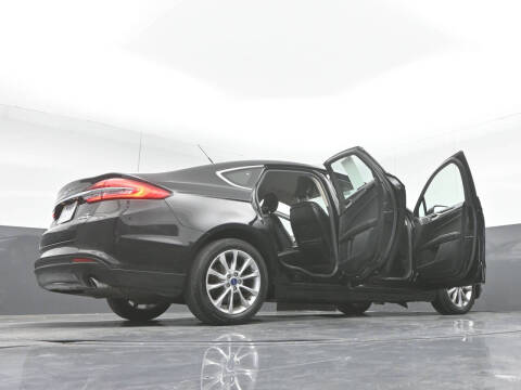 2017 Ford Fusion Hybrid SE