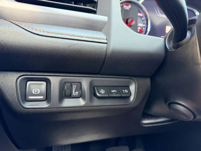 2021 GMC Acadia AT4