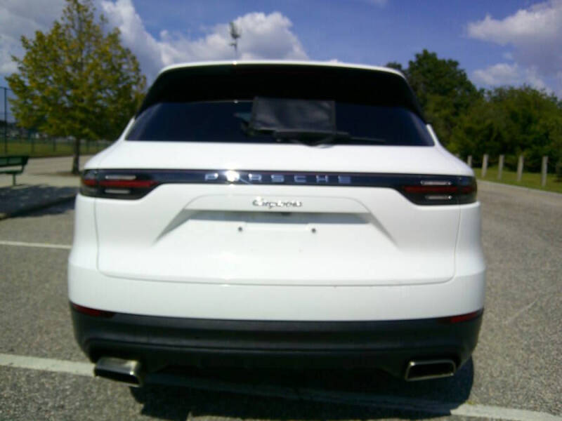 2011 Audi A4 2.0T quattro Premium Plus