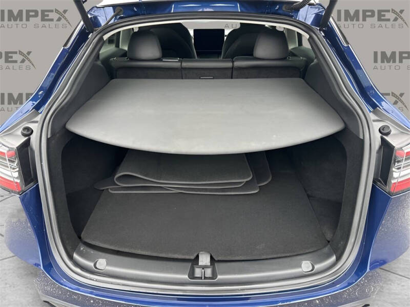 2023 Tesla Model Y Performance