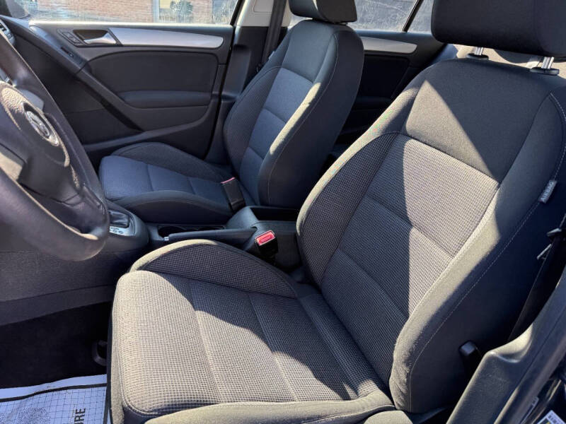 2011 Volkswagen Golf 2.5L PZEV