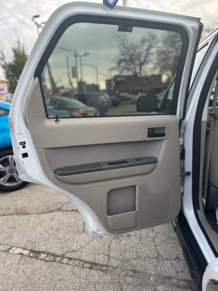 2011 Ford Escape XLT