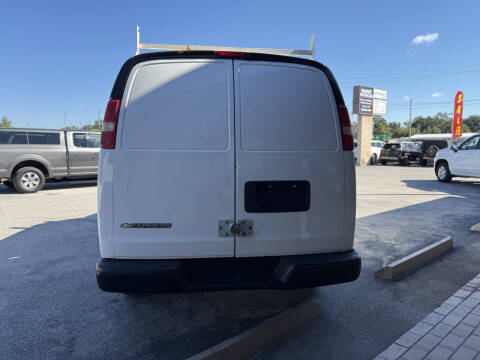 2017 Chevrolet Express 2500