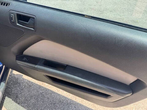 2012 Ford Mustang V6