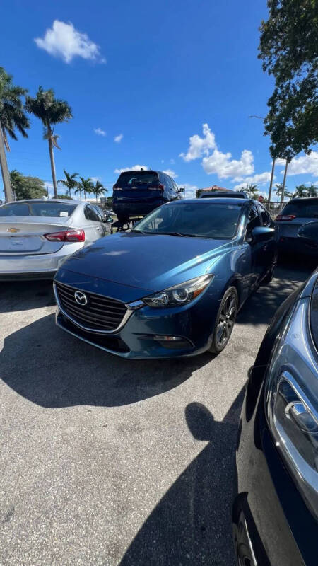 2018 Mazda MAZDA3 Touring